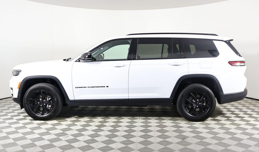used 2024 Jeep Grand Cherokee L car, priced at $31,998