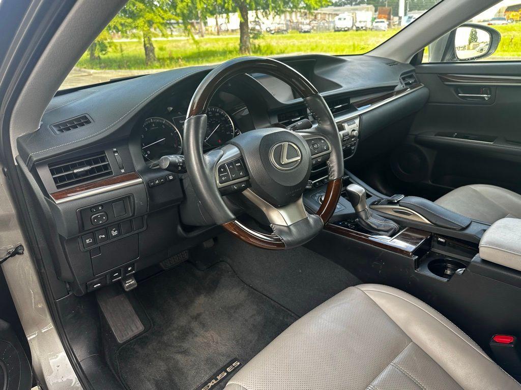 used 2018 Lexus ES 350 car, priced at $24,994