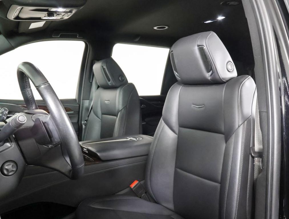 used 2022 Cadillac Escalade car, priced at $58,998