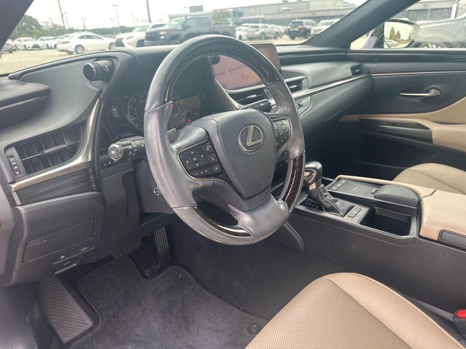 used 2019 Lexus ES 350 car, priced at $30,998