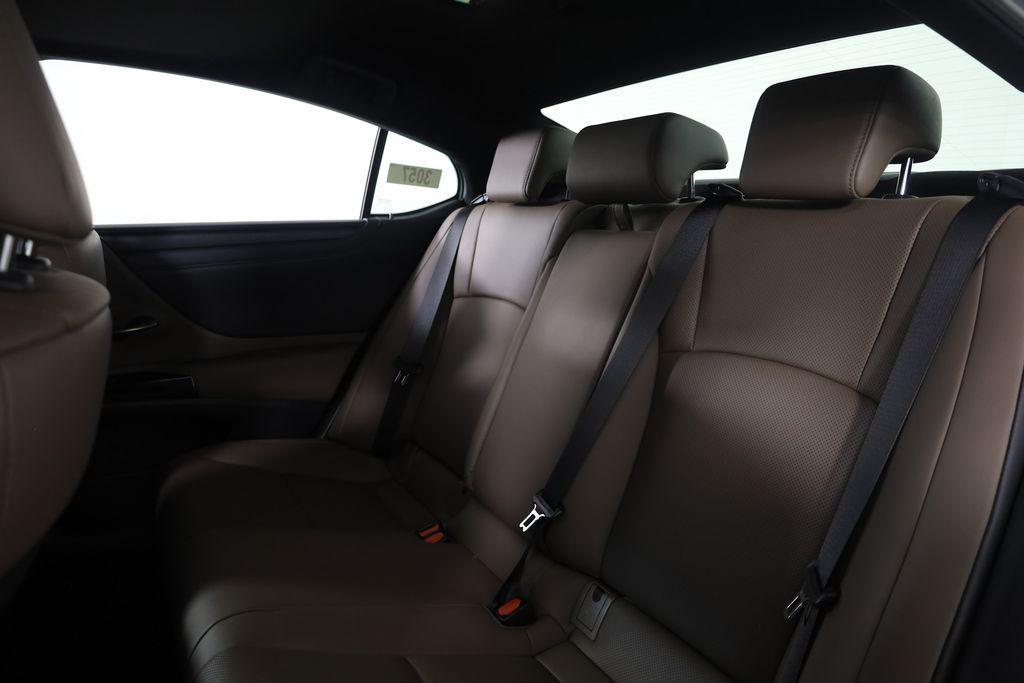 used 2024 Lexus ES 350 car, priced at $44,994