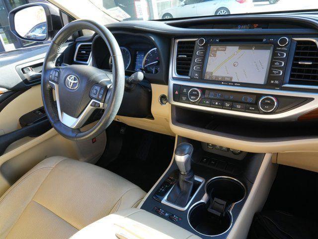 used 2019 Toyota Highlander car, priced at $27,991