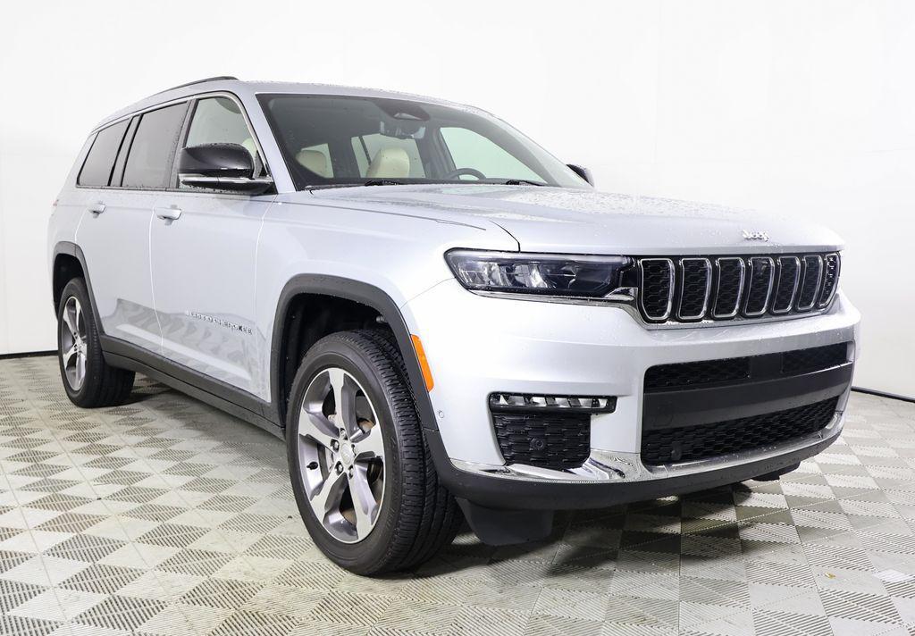 used 2024 Jeep Grand Cherokee L car, priced at $38,998