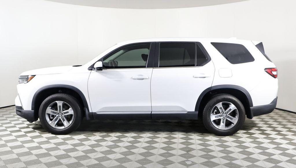 used 2024 Honda Pilot car, priced at $38,998