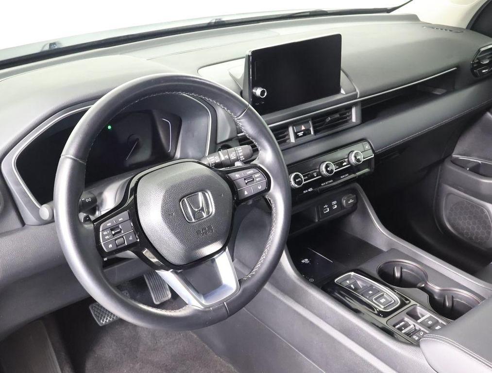 used 2024 Honda Pilot car, priced at $38,998