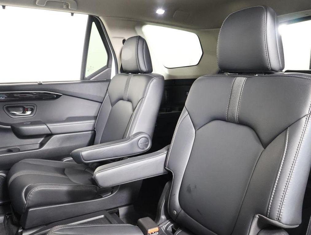used 2024 Honda Pilot car, priced at $38,998