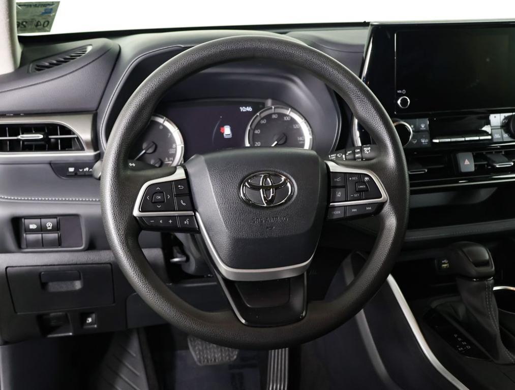 used 2023 Toyota Highlander car, priced at $31,992