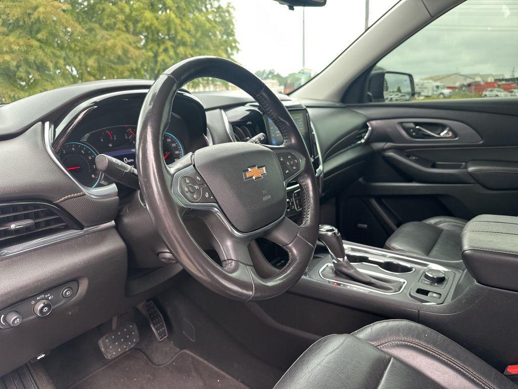 used 2020 Chevrolet Traverse car, priced at $20,991