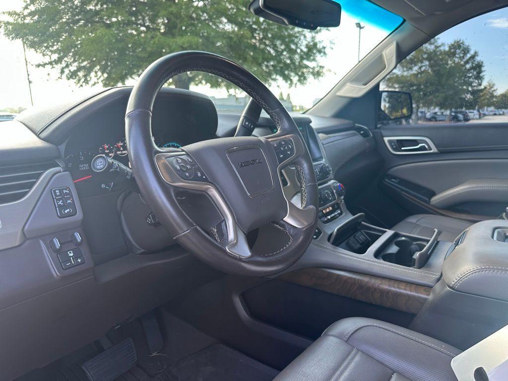 used 2019 GMC Yukon car, priced at $34,991