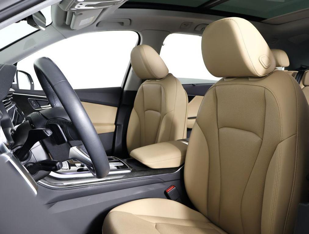 used 2023 Audi Q7 car, priced at $44,494