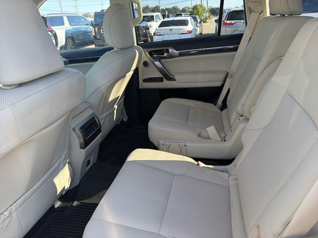 used 2023 Lexus GX 460 car, priced at $58,998