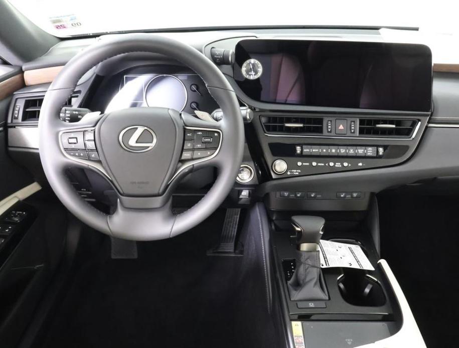 new 2025 Lexus ES 350 car, priced at $50,999