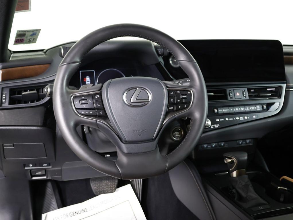 used 2024 Lexus ES 350 car, priced at $45,992