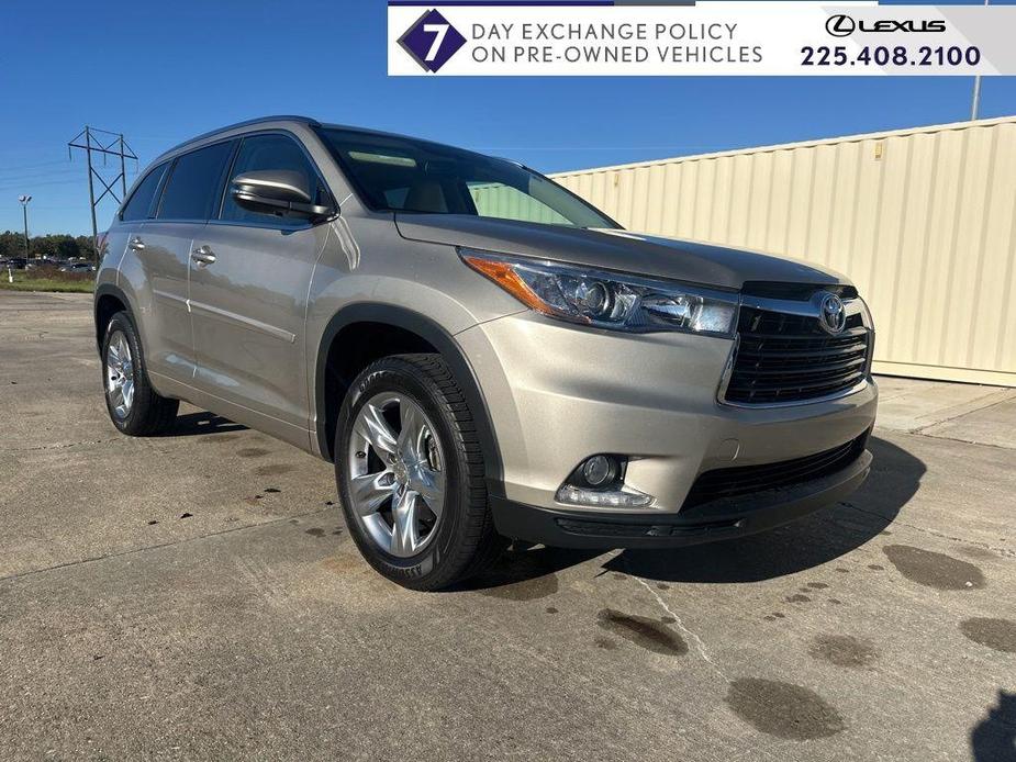 used 2014 Toyota Highlander car, priced at $23,925