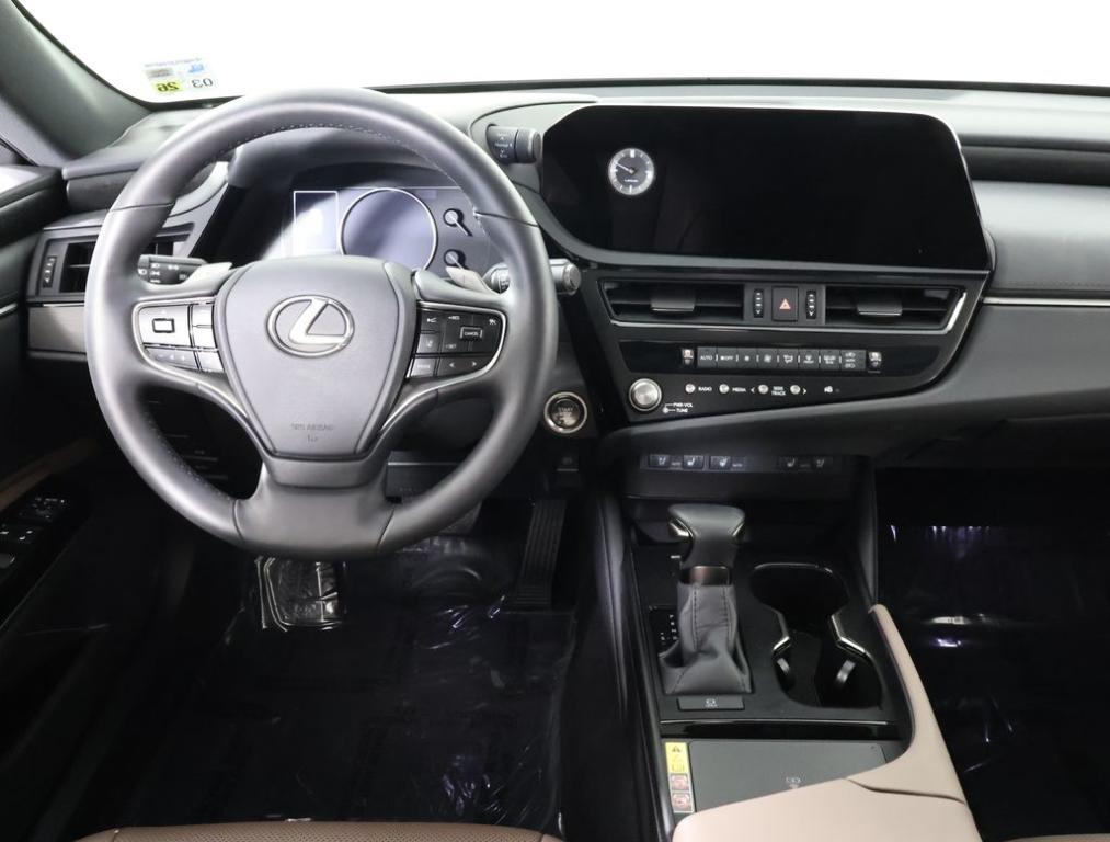 used 2024 Lexus ES 350 car, priced at $43,993