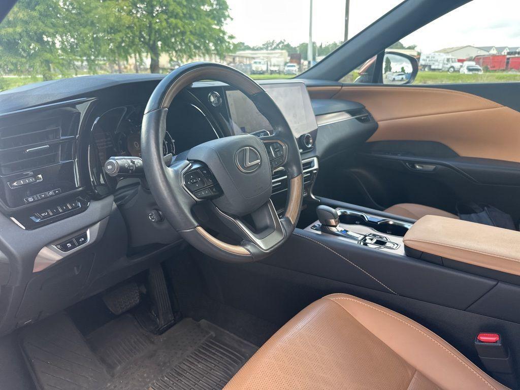 used 2023 Lexus RX 350 car, priced at $52,992