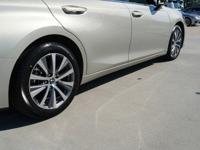 used 2019 Lexus ES 350 car, priced at $33,993