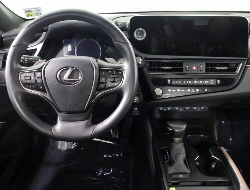 used 2024 Lexus ES 350 car, priced at $44,994