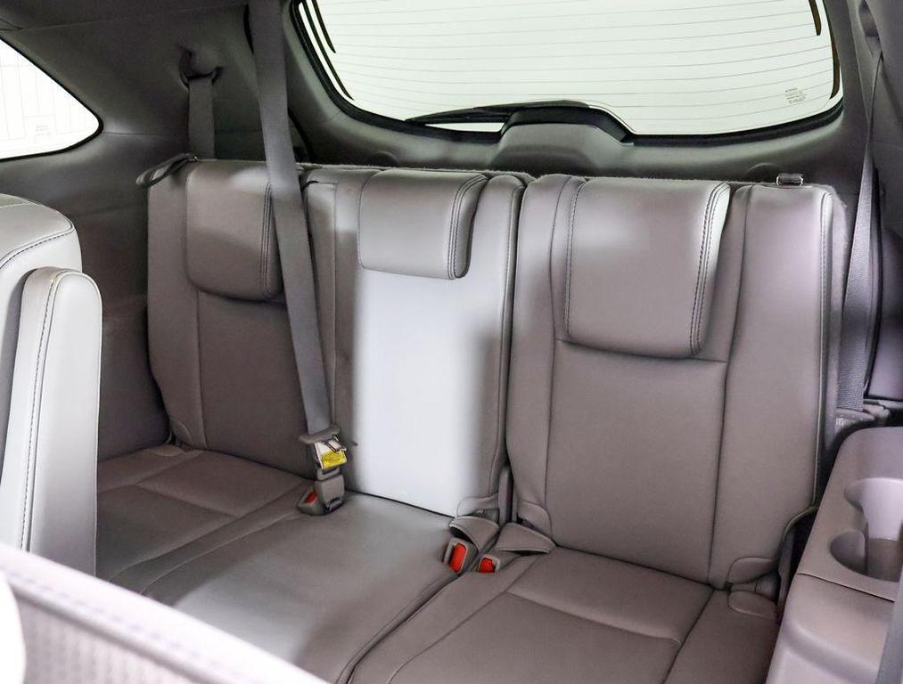 used 2017 Toyota Highlander car, priced at $24,694