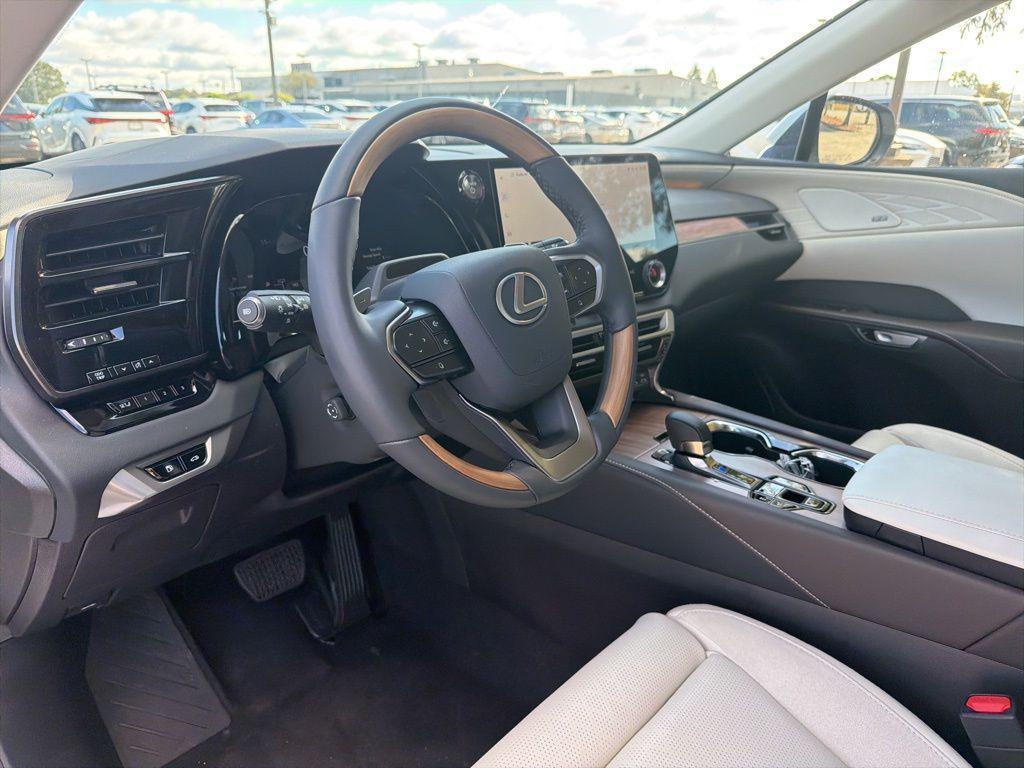 used 2025 Lexus RX 350 car, priced at $68,998