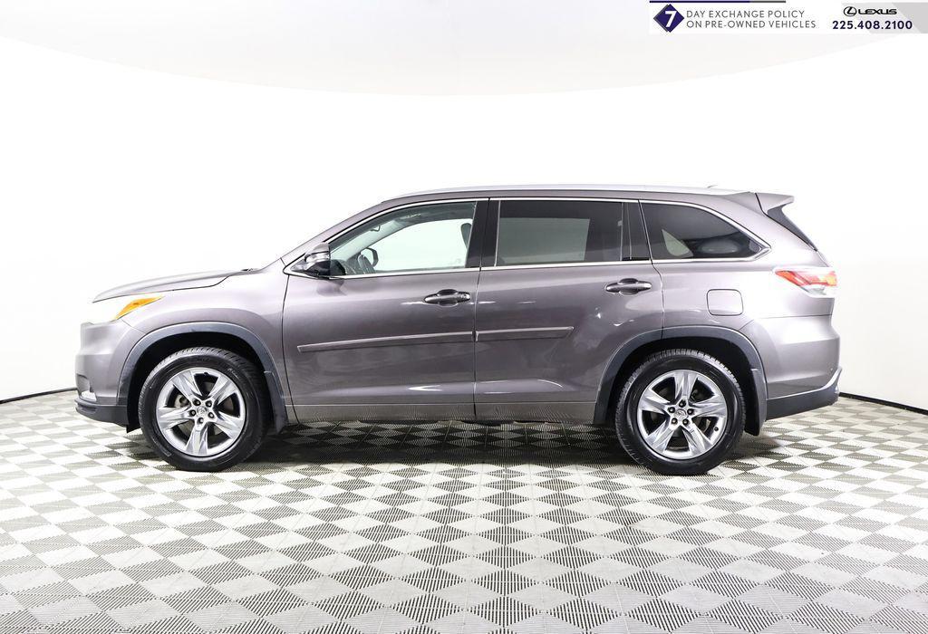 used 2015 Toyota Highlander car, priced at $15,991
