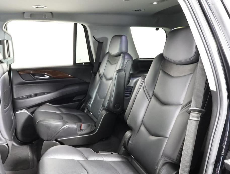 used 2020 Cadillac Escalade car, priced at $33,993