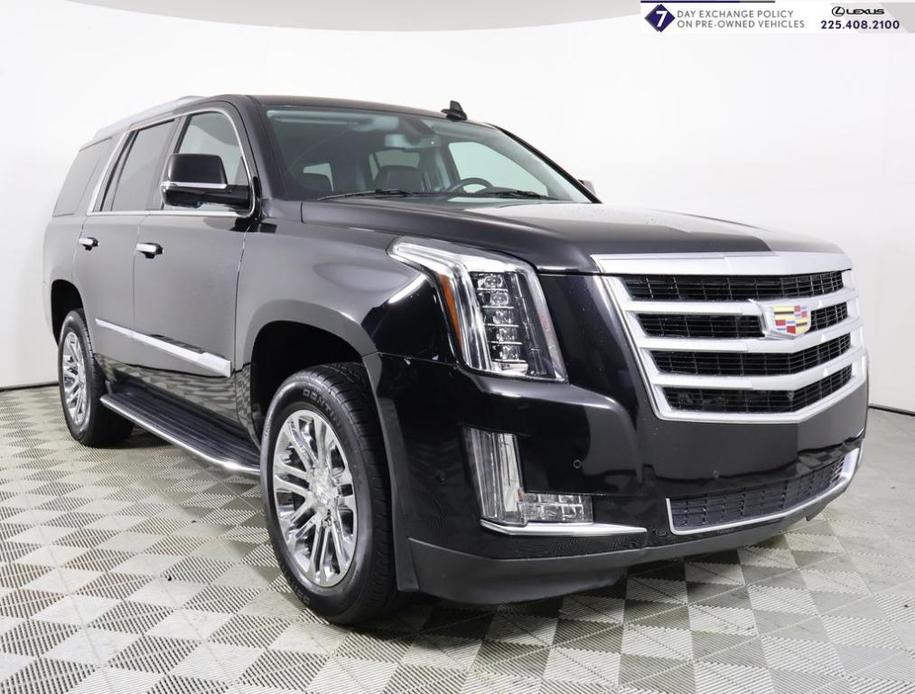 used 2020 Cadillac Escalade car, priced at $33,993