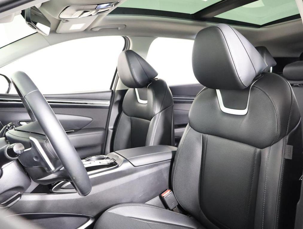used 2024 Hyundai TUCSON Hybrid car, priced at $31,997