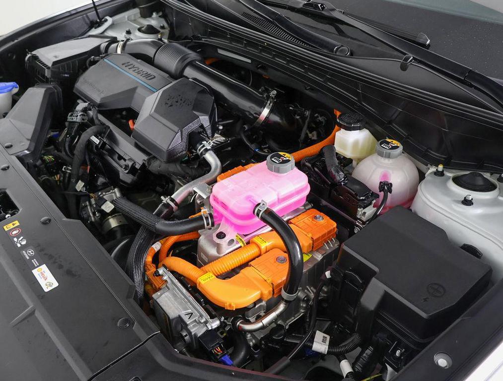 used 2024 Hyundai TUCSON Hybrid car, priced at $31,997