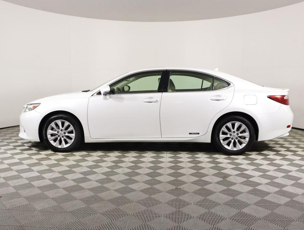 used 2014 Lexus ES 300h car, priced at $16,991