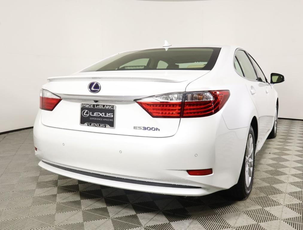 used 2014 Lexus ES 300h car, priced at $16,991
