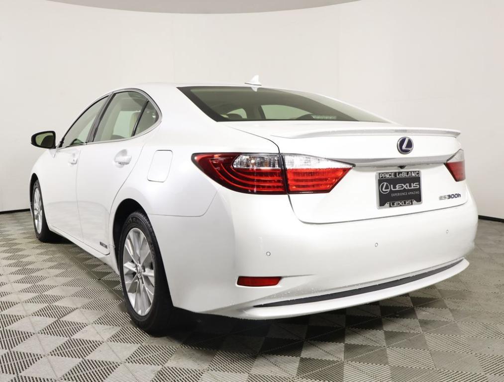 used 2014 Lexus ES 300h car, priced at $16,991