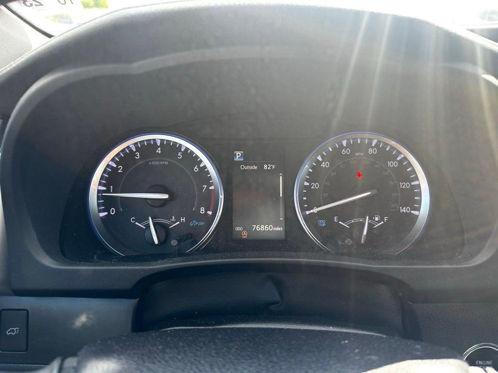 used 2019 Toyota Highlander car, priced at $26,496