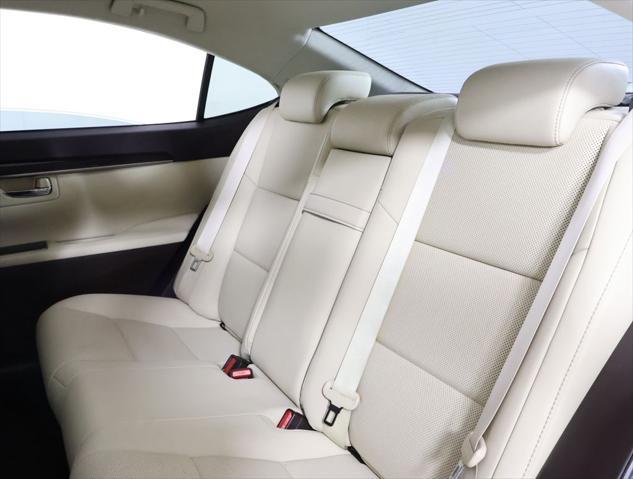 used 2018 Lexus ES 350 car, priced at $21,221