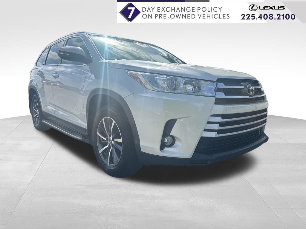 used 2019 Toyota Highlander car, priced at $22,991