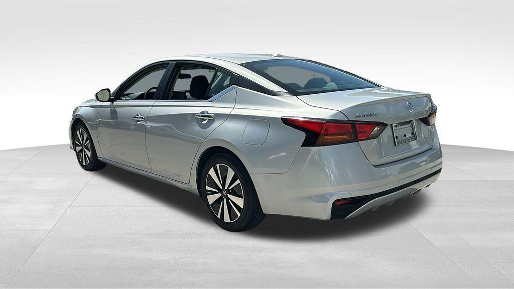 used 2022 Nissan Altima car, priced at $12,600