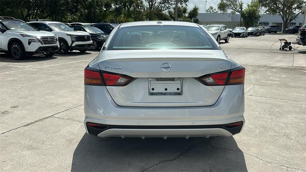 used 2022 Nissan Altima car, priced at $15,880