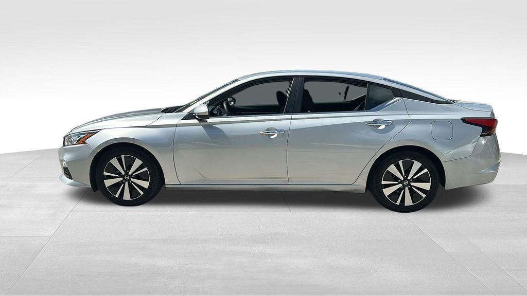 used 2022 Nissan Altima car, priced at $12,400