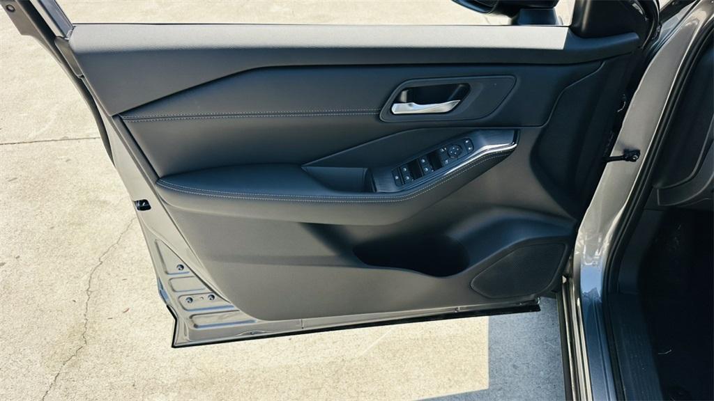 new 2025 Nissan Rogue car, priced at $32,477