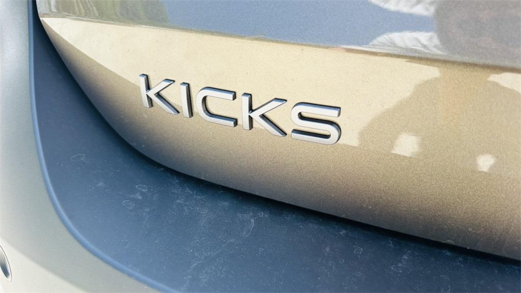 new 2025 Nissan Kicks car, priced at $29,294