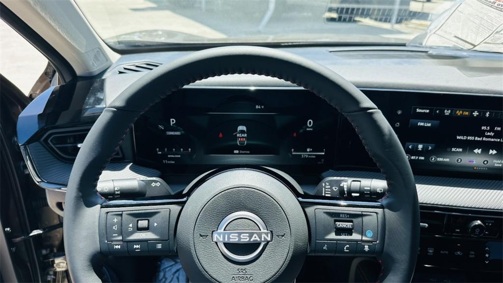 new 2025 Nissan Kicks car, priced at $29,294