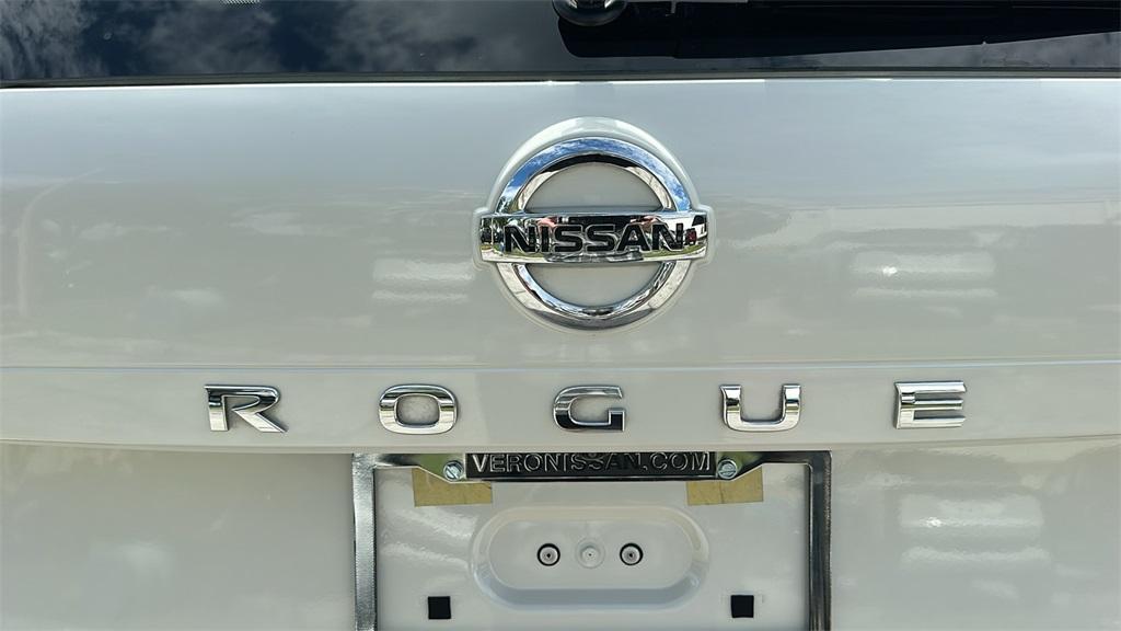 used 2021 Nissan Rogue car, priced at $16,490