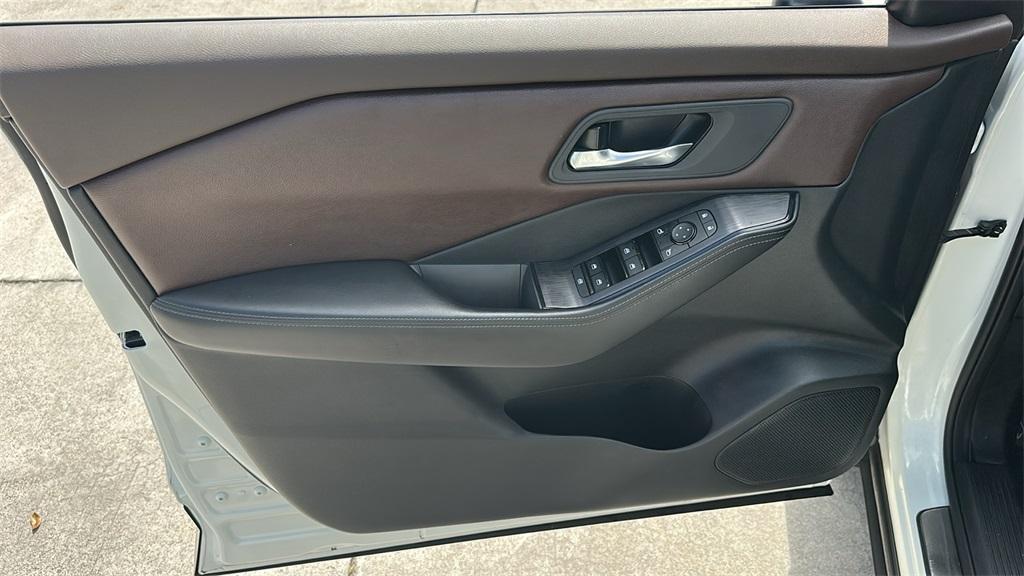 used 2021 Nissan Rogue car, priced at $16,490