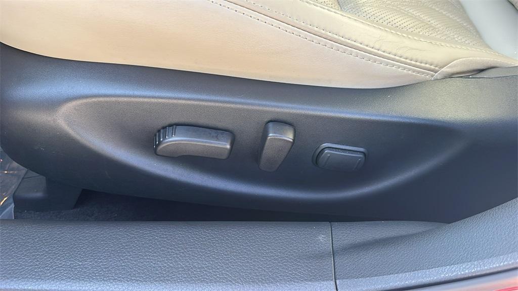 used 2023 Nissan Maxima car, priced at $33,488