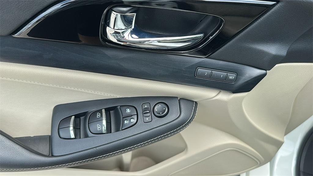 used 2022 Nissan Maxima car, priced at $33,919