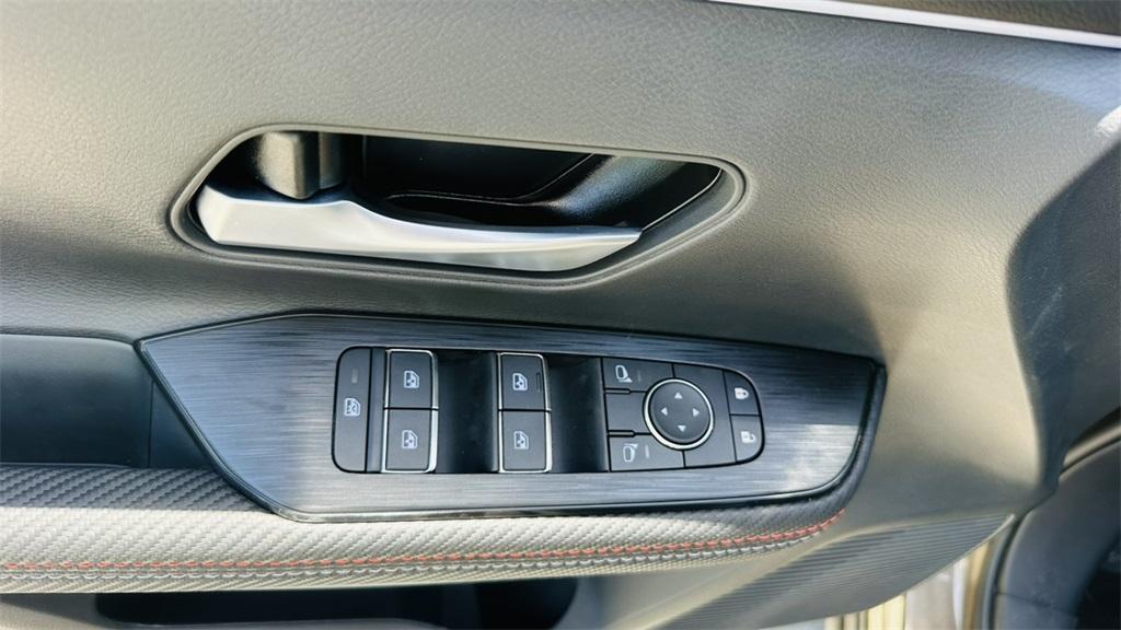 new 2025 Nissan Kicks car, priced at $27,444