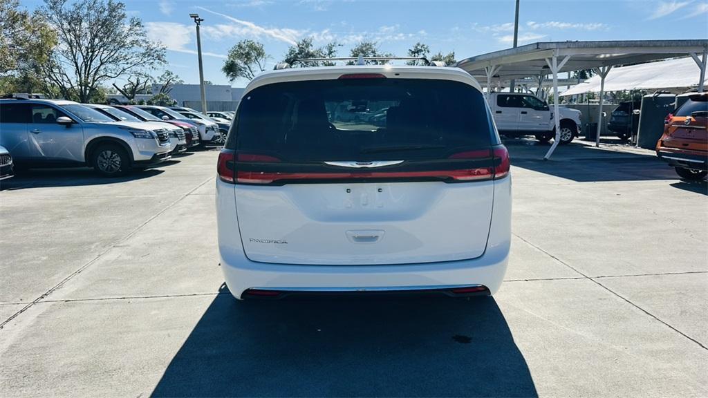 used 2022 Chrysler Pacifica car, priced at $20,072