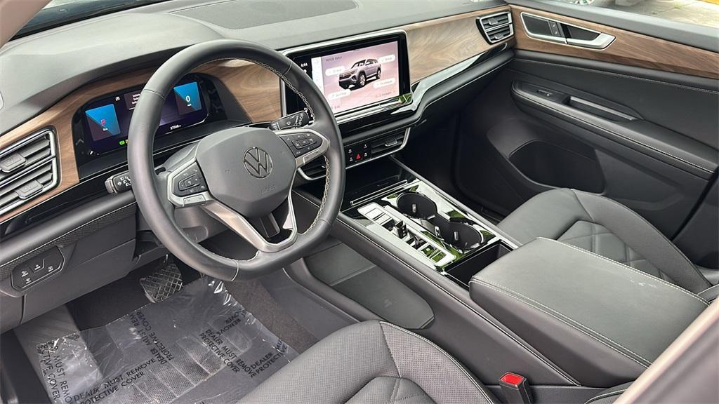 used 2024 Volkswagen Atlas car, priced at $29,850