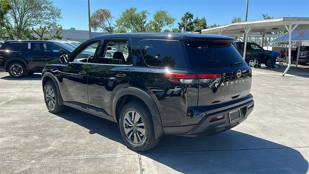 used 2025 Nissan Pathfinder car, priced at $33,500