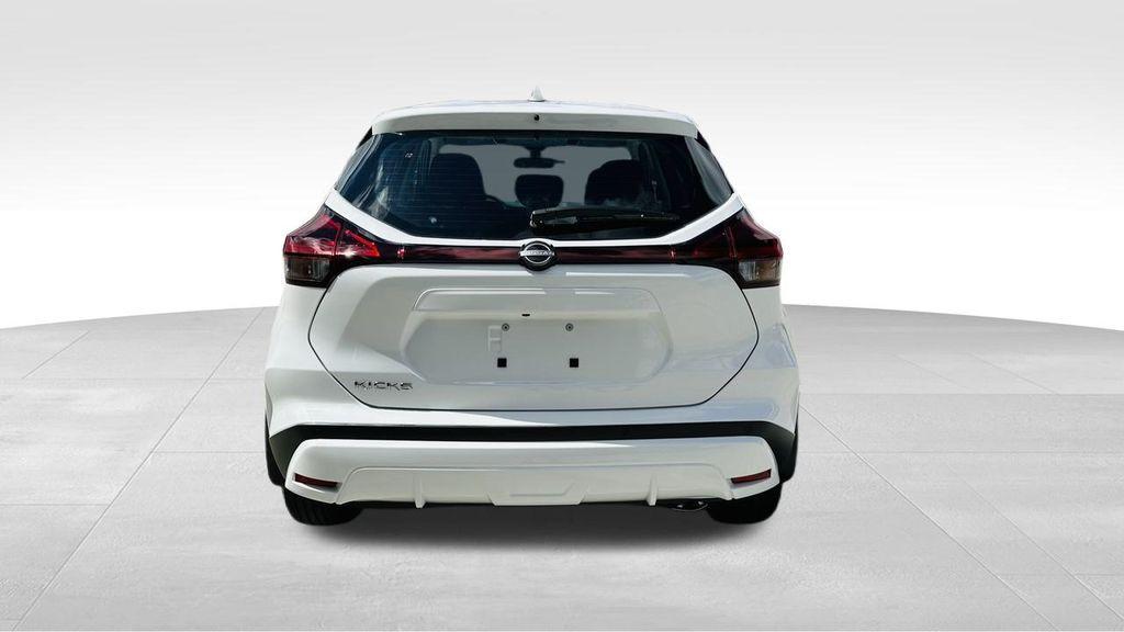 new 2025 Nissan Kicks Play car, priced at $22,147